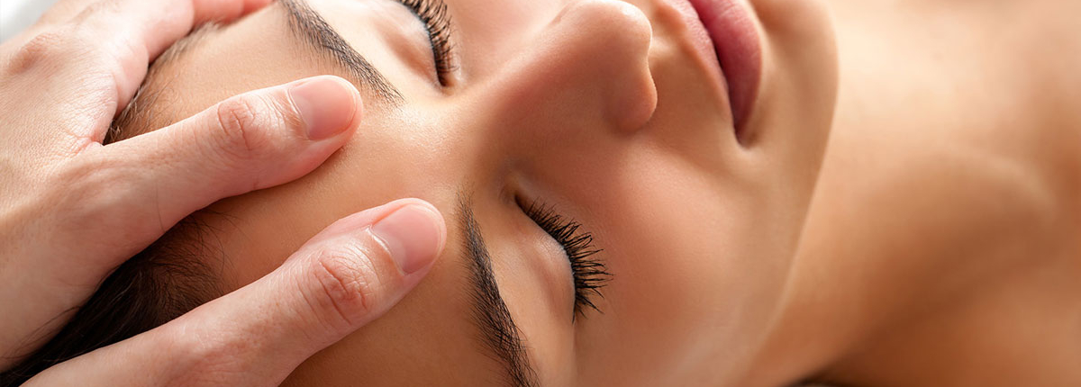 Macro relaxing facial massage